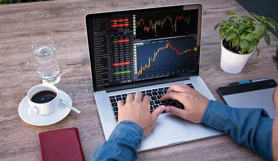 Strategischer Vermögensaufbau: Warum die Wahl des richtigen Forex Account Managers für Ihre finanzielle Zukunft wichtig ist