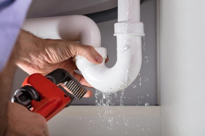 Halten Sie Ihre Rohre frei und sauber: Sanitär-Tipps vom Profi