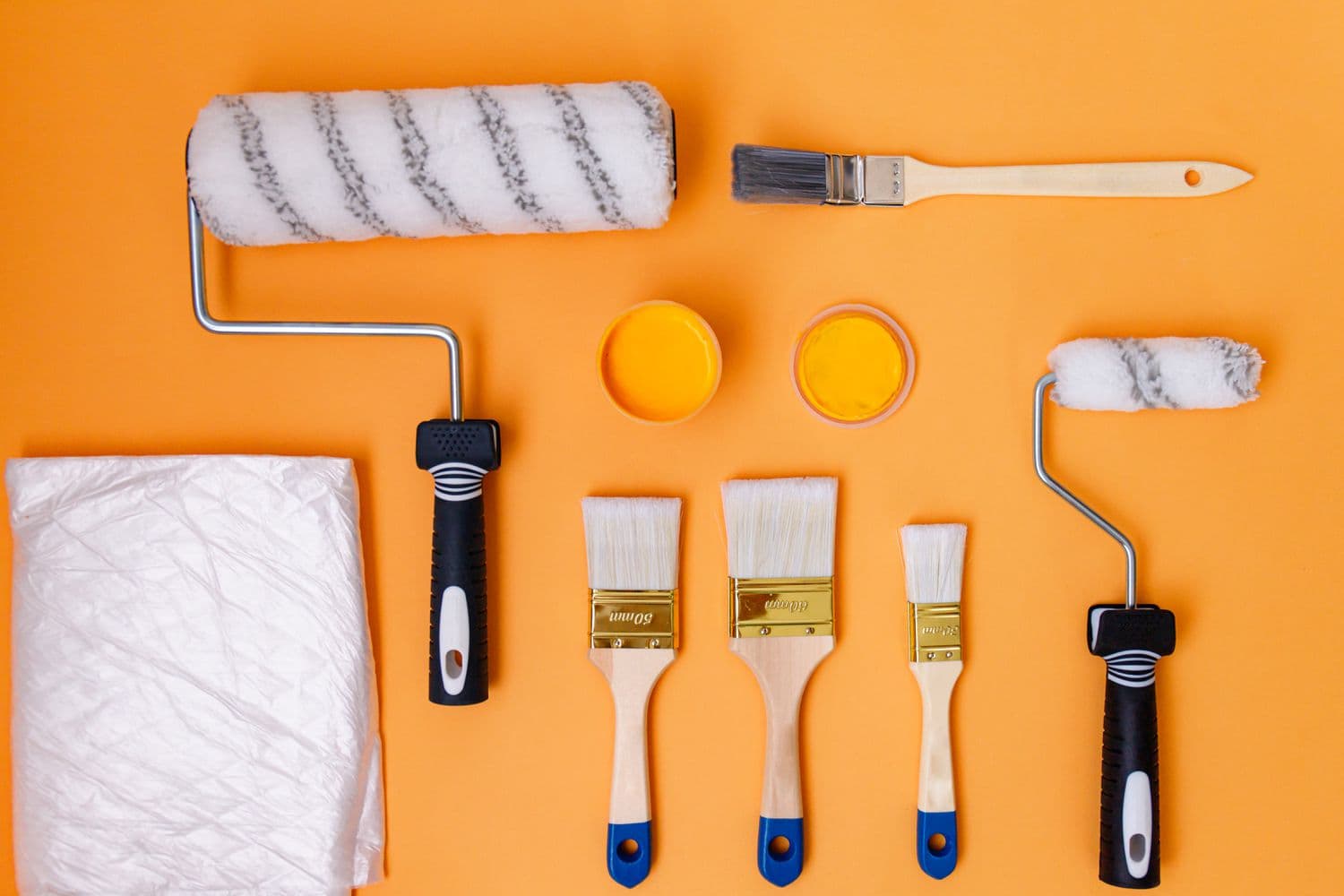 I Finally Learned How to Actually Choose Paint Brushes and Rollers (After Ruining Two Rooms)