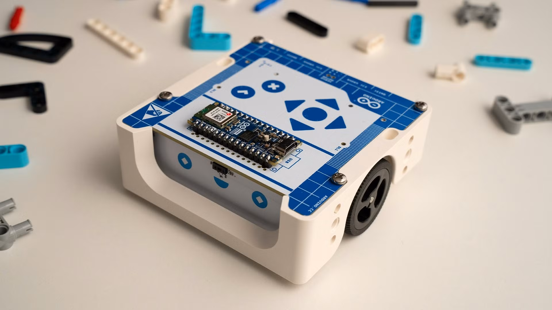 Botland – Das Zentrum für Robotik, Elektronik und kreative Technologieprojekte