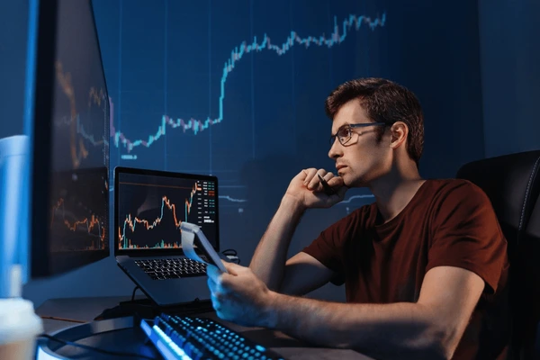 Geldangelegenheiten meistern: Ihr Go-To-Guide mit Finanz Talk