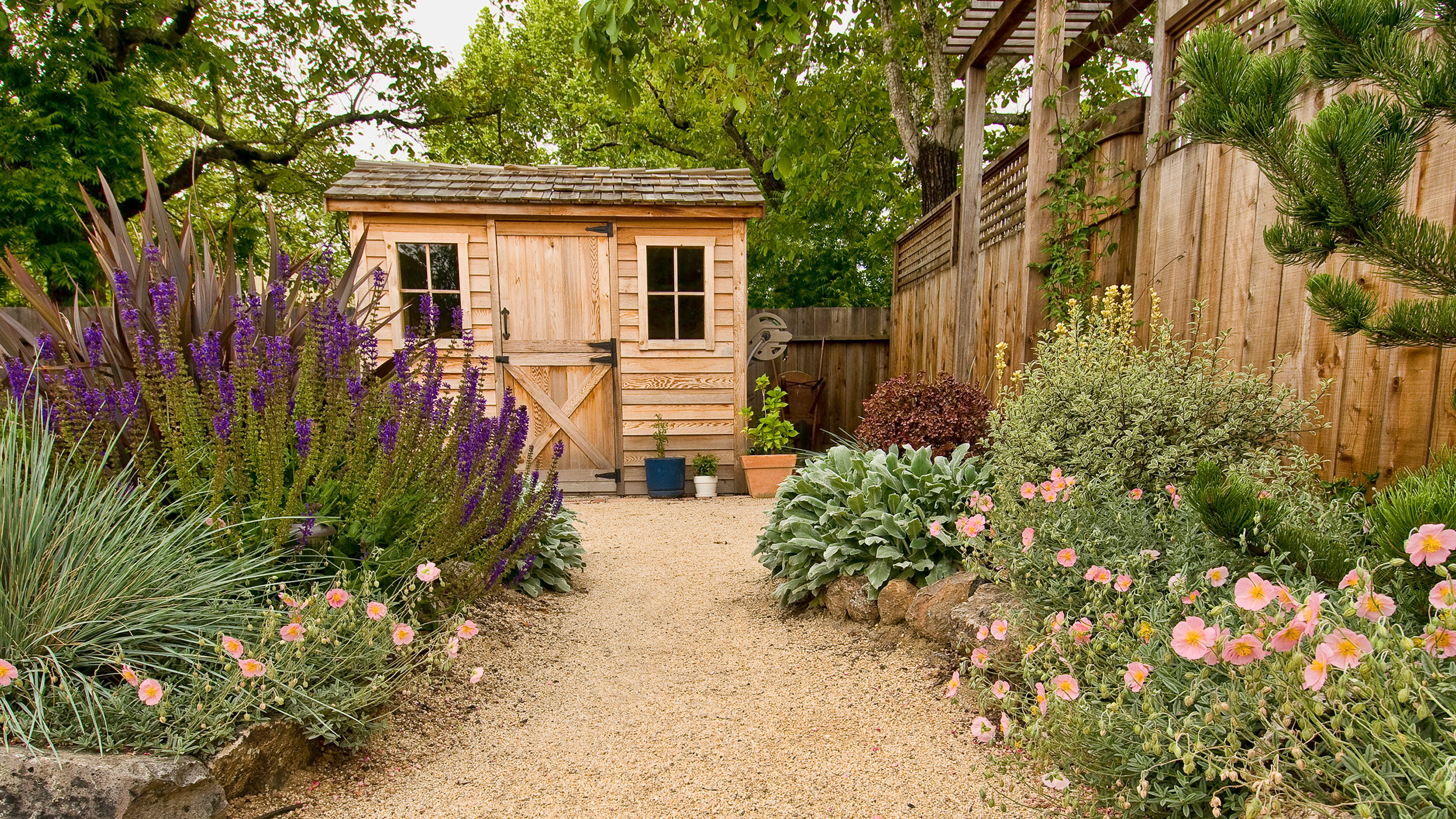 Wie Sie Ihr Gartenhaus gestalten