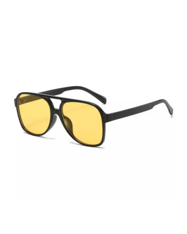 Stylische Damen-Accessoires für den Sommer – die perfekte Festival Sonnenbrille im Venga Store